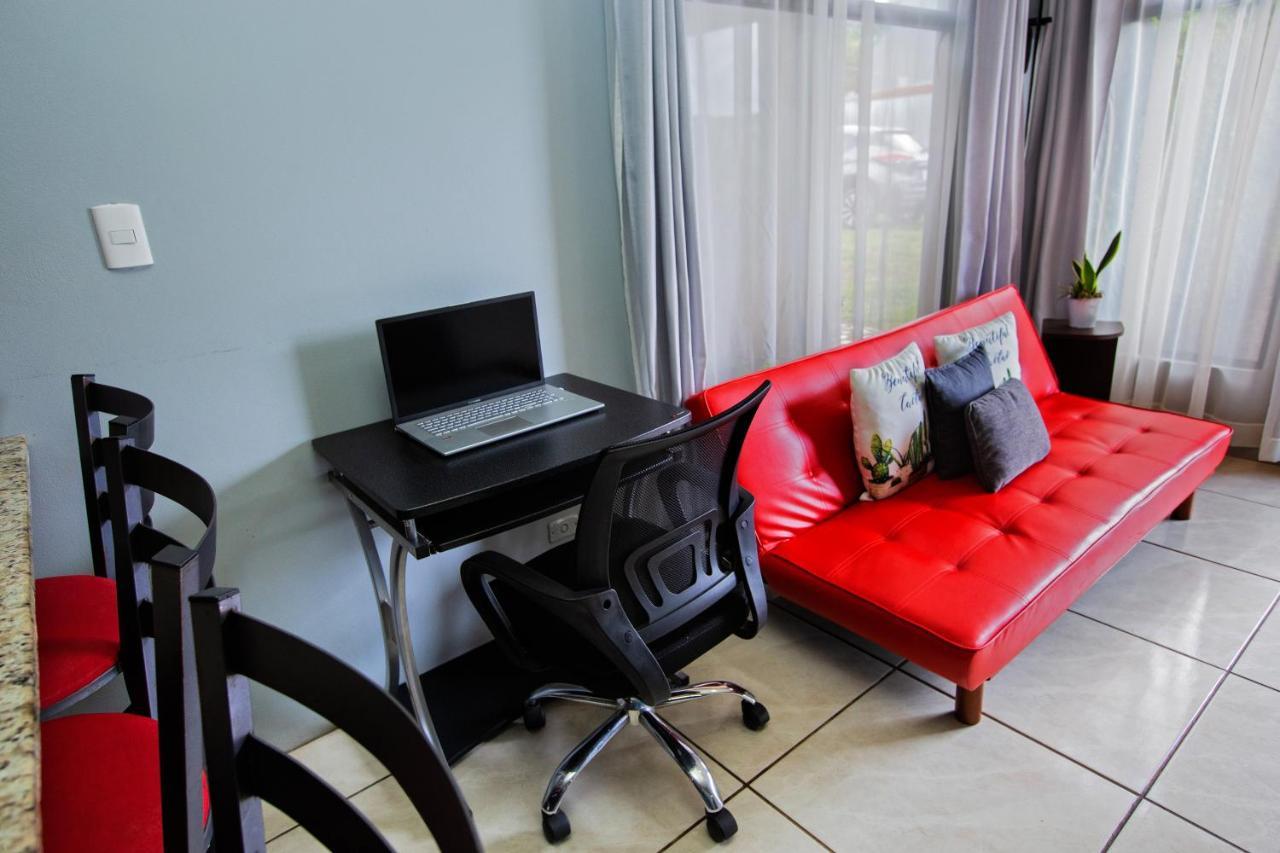Casa Suculenta ,Monteverde Con Jacuzzi Privado Y Lavanderia Εξωτερικό φωτογραφία